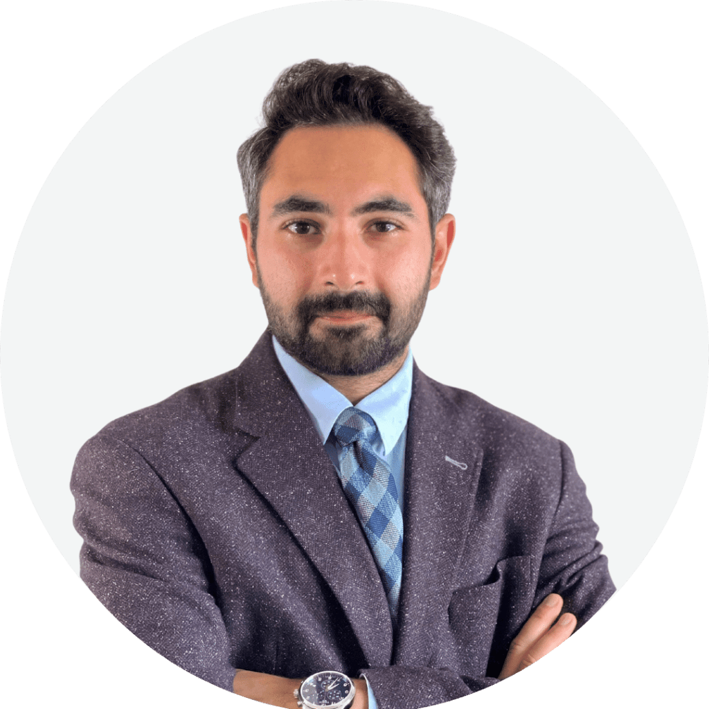 Actionable Advice offers online small business courses and resources - Tunca Cali arms crossed